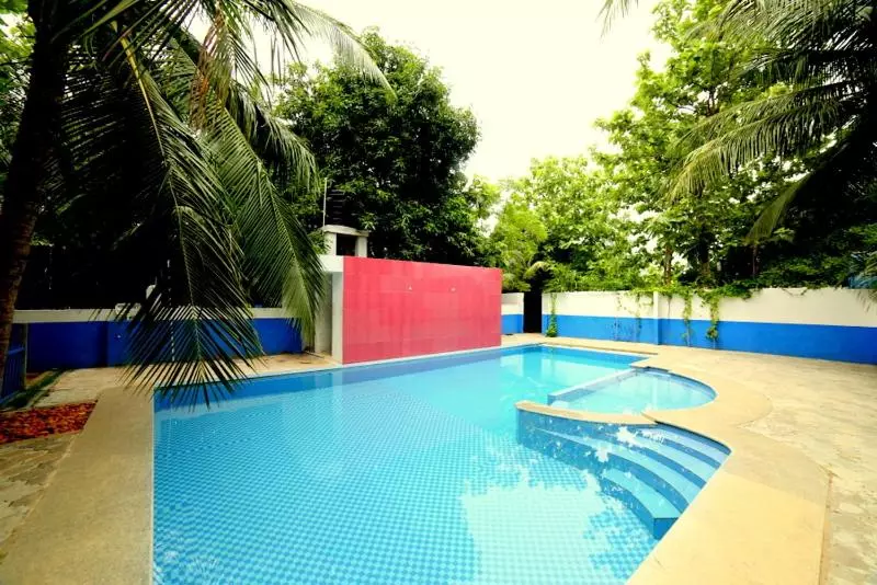 ホテル Ellamay Beach Resorts