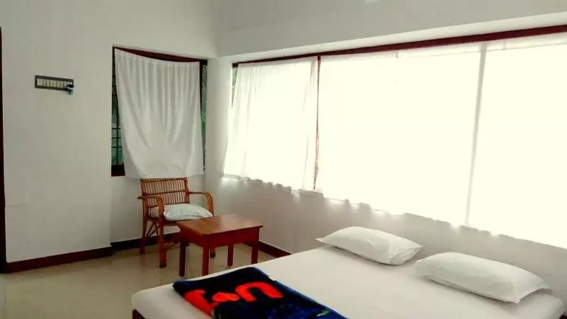 ホテル Ellamay Beach Resorts