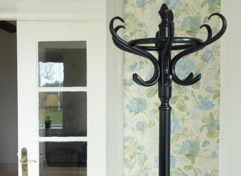 فندق Flädie Mat & Vingård