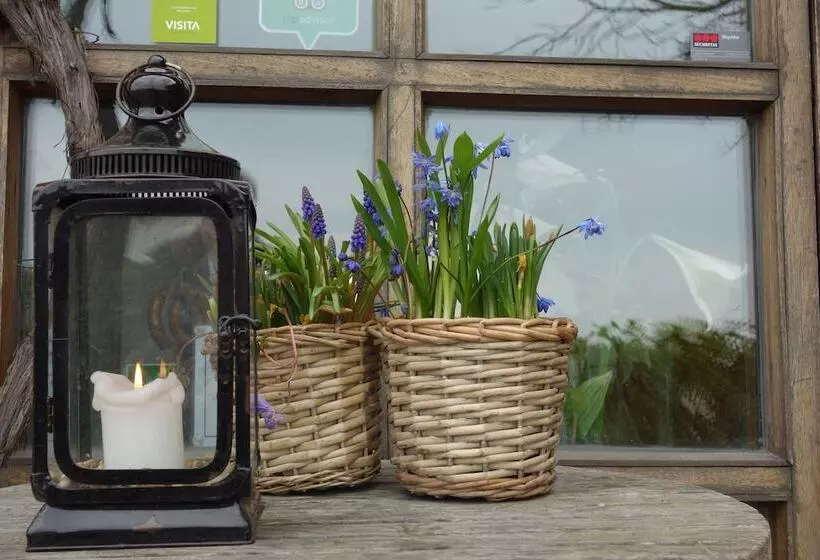 Hotelli Flädie Mat & Vingård