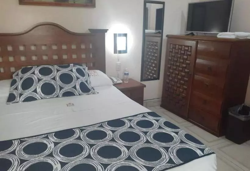 ホテル Imperial Jojutla