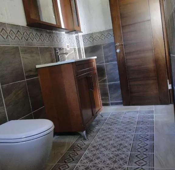 Hotelli The Stone Castle Boutique