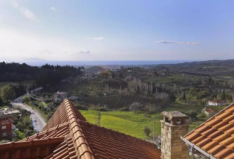 Hotelli The Stone Castle Boutique