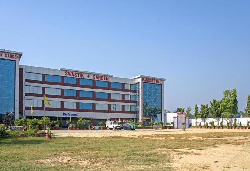 호텔 Vaccinated Staff Oyo 62241 Swastik Garden