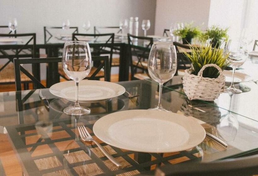 هتل Casas De Campo Villa D Almeida