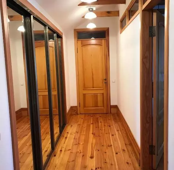 Majatalo приватний будинок для сімейного відпочинку з басейном і сауною