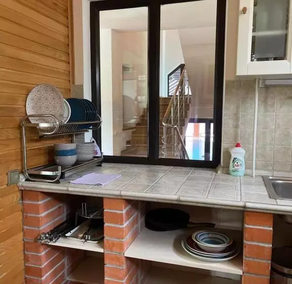 Majatalo приватний будинок для сімейного відпочинку з басейном і сауною