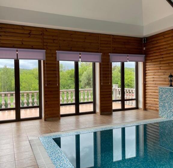 Пансион приватний будинок для сімейного відпочинку з басейном і сауною