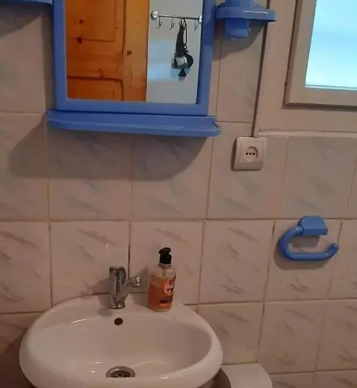 Majatalo садиба в горах крістіан