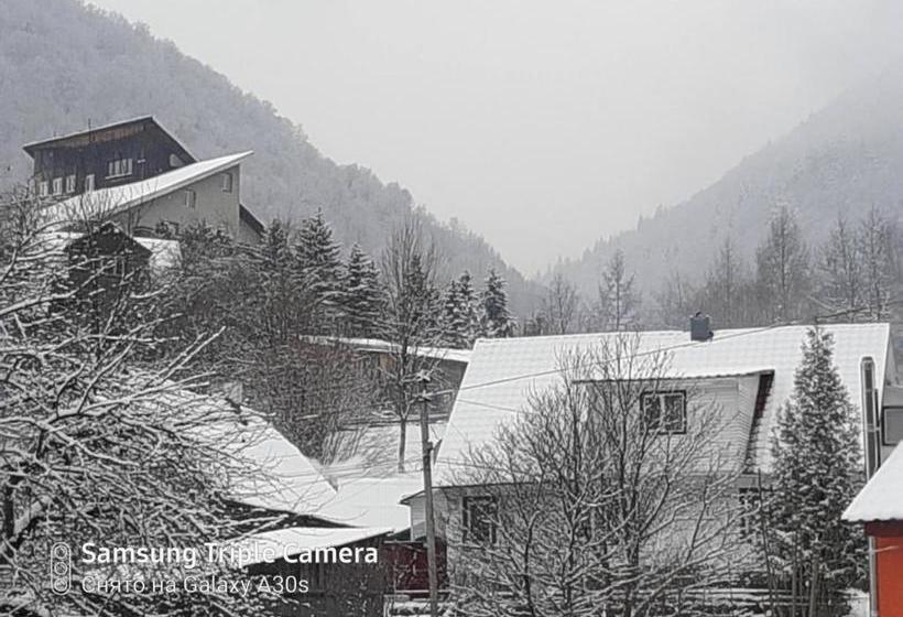 פנסיון садиба в горах крістіан