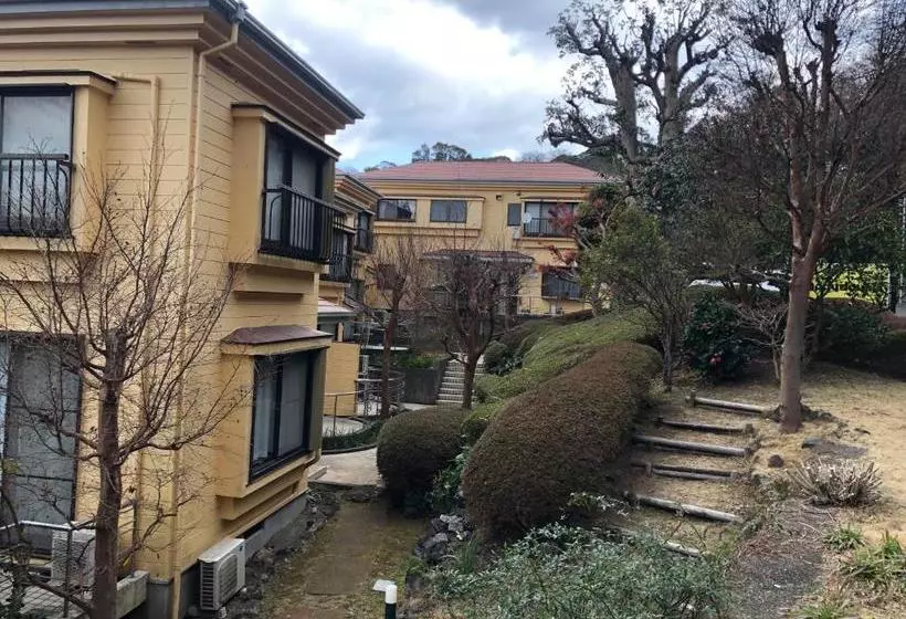 Majatalo 伊道荘園