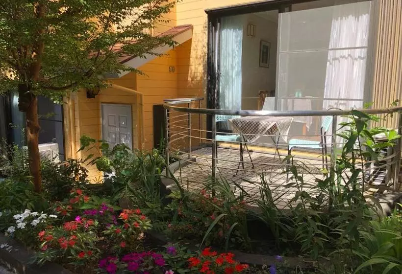 Majatalo 伊道荘園