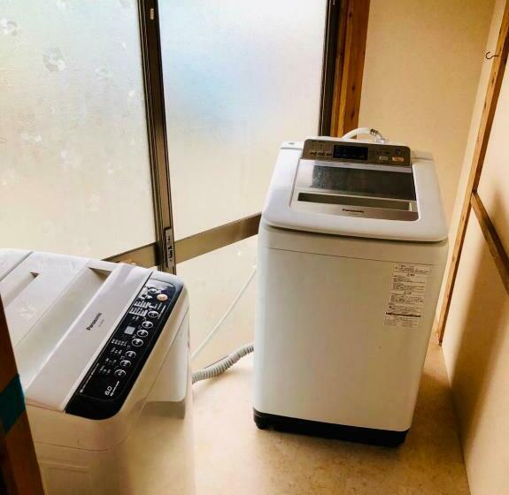 Pension (Hôtel basse catégorie) タカマス民宿