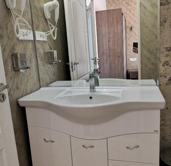 پانسیون Dnt House & Spa