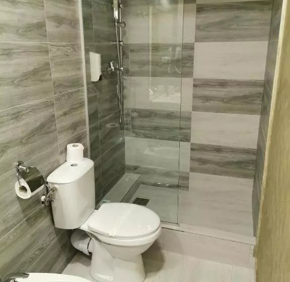 ペンション Dnt House & Spa