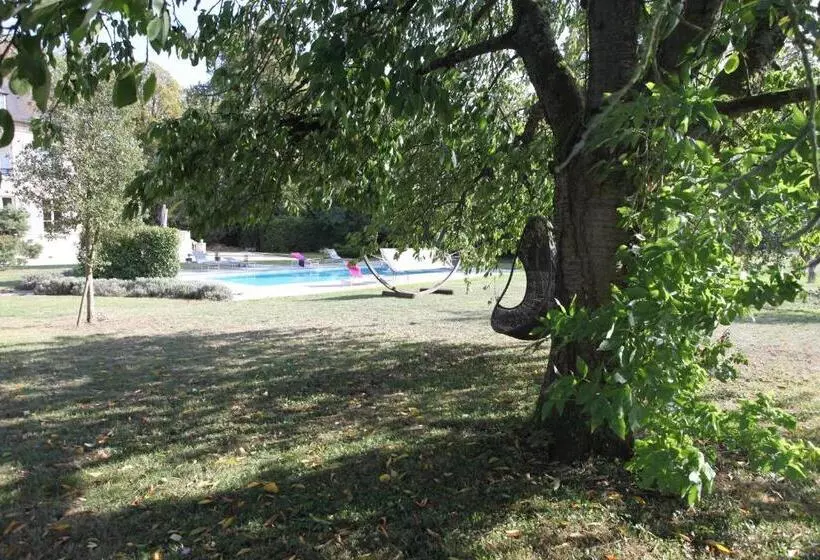 Majatalo Le Baptistère   Adults Only