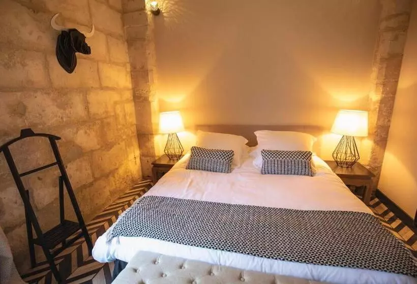 Majatalo Le Baptistère   Adults Only