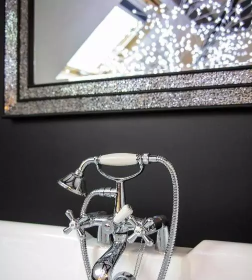 Majatalo Le Baptistère   Adults Only