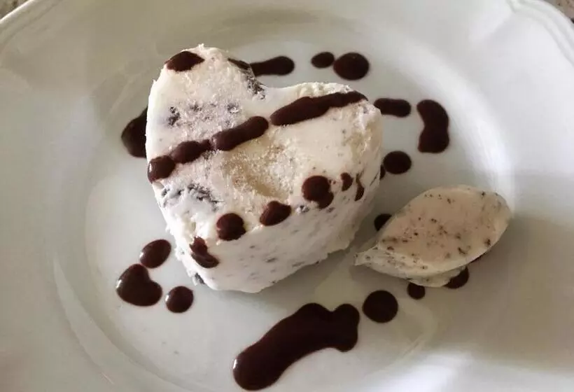 ペンション Le Colombier De Hanches   Teritoria