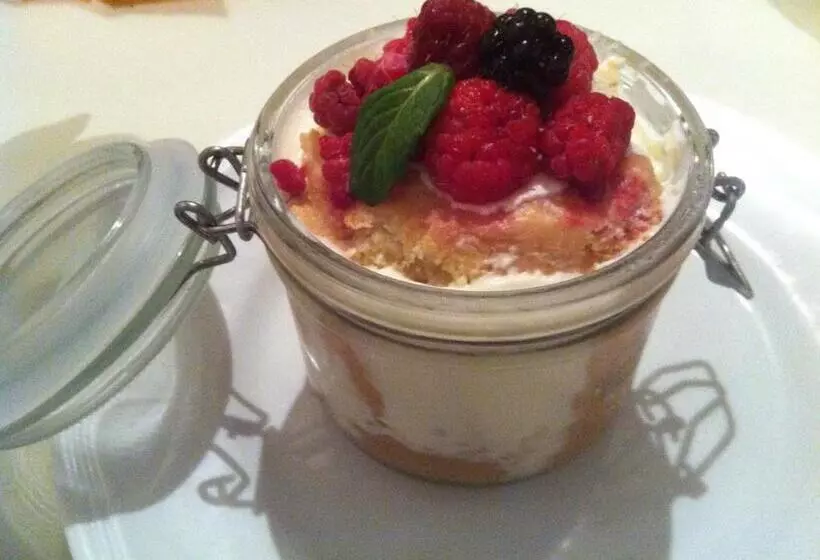 ペンション Le Colombier De Hanches   Teritoria