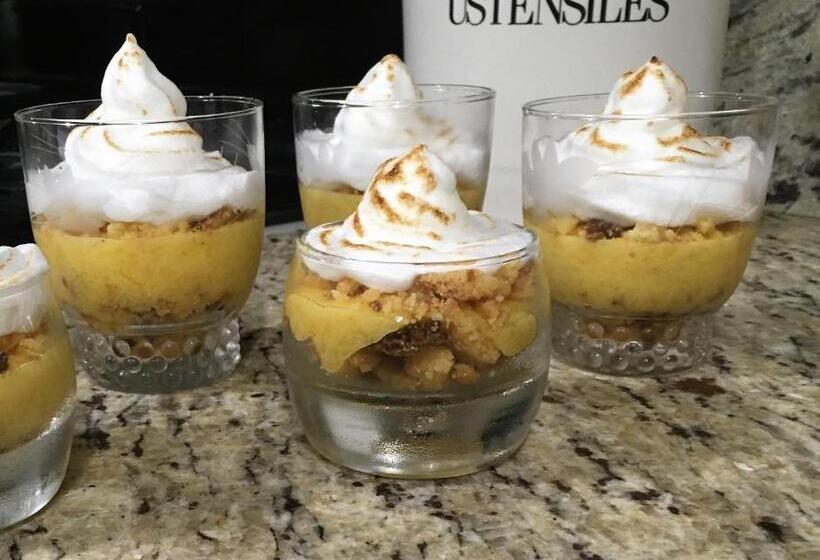 פנסיון Le Colombier De Hanches   Teritoria