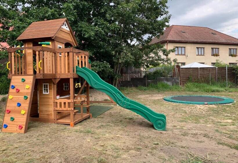 Пансион Penzion Black Hole