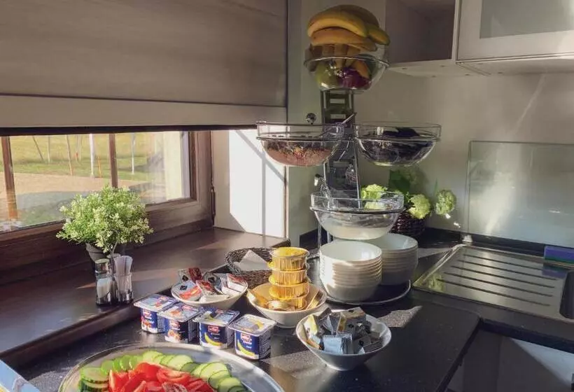 Majatalo Penzion Black Hole