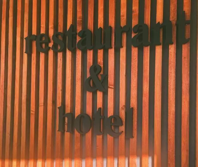 Majatalo Raketa Residence, Restaurant &