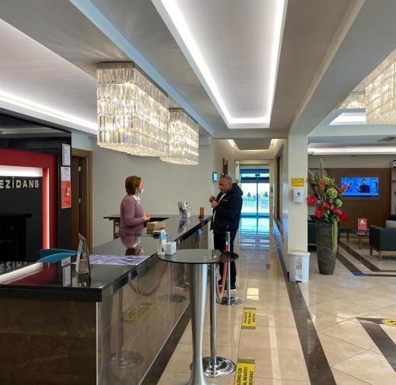 Tuna Otel Rezi̇dans