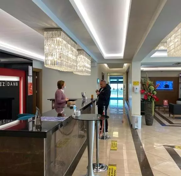 Tuna Otel Rezi̇dans