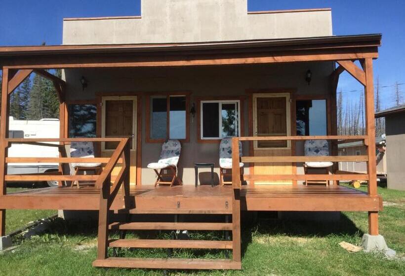 Woodlands Fishin Resort