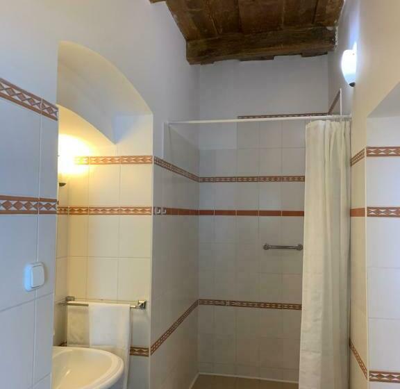 Общежитие Miller S Inn Panzió és étterem