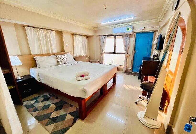 تختخواب و صبحانه Aizawl