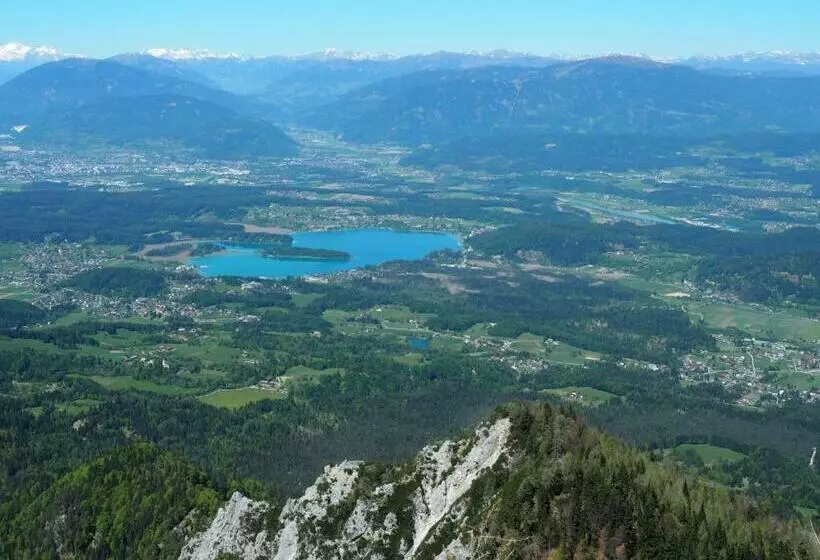 Aamiaismajoitus (B&B) Bergbude