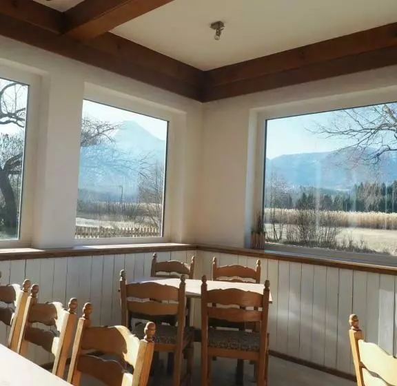 Aamiaismajoitus (B&B) Bergbude