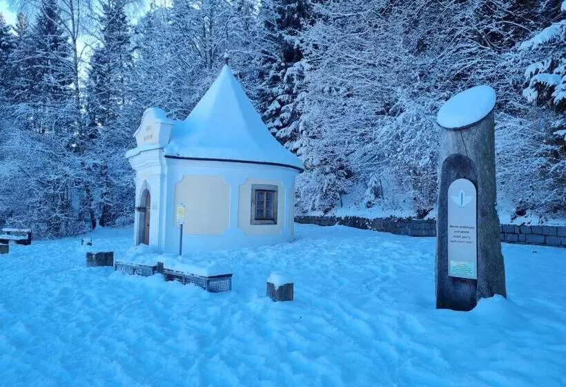 Aamiaismajoitus (B&B) Gästehaus Weitblick