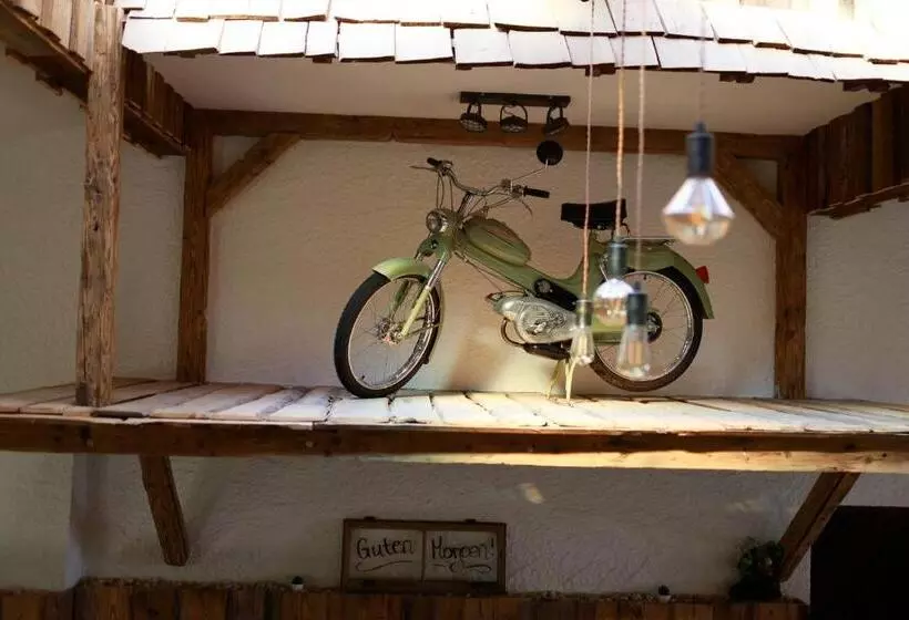 Aamiaismajoitus (B&B) Gästehaus Weitblick