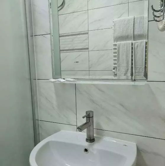 ホテル готель валерія