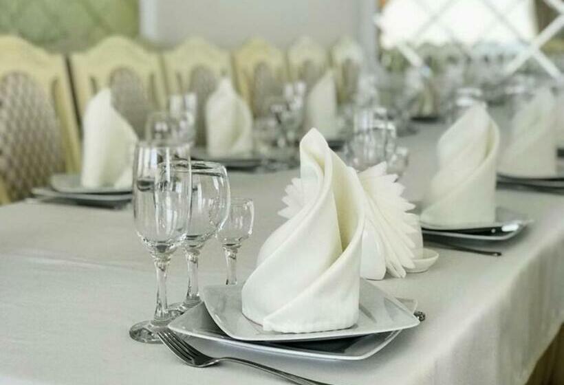 Hotel готель валерія