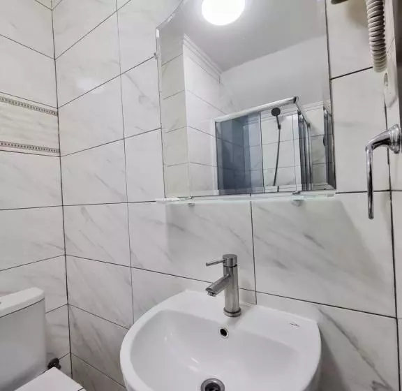 ホテル готель валерія