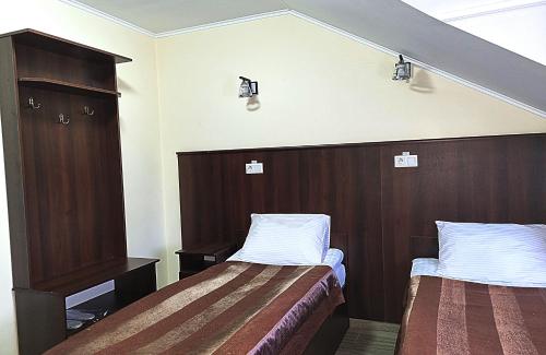 Hotel готель валерія