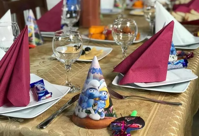 ホテル готель валерія