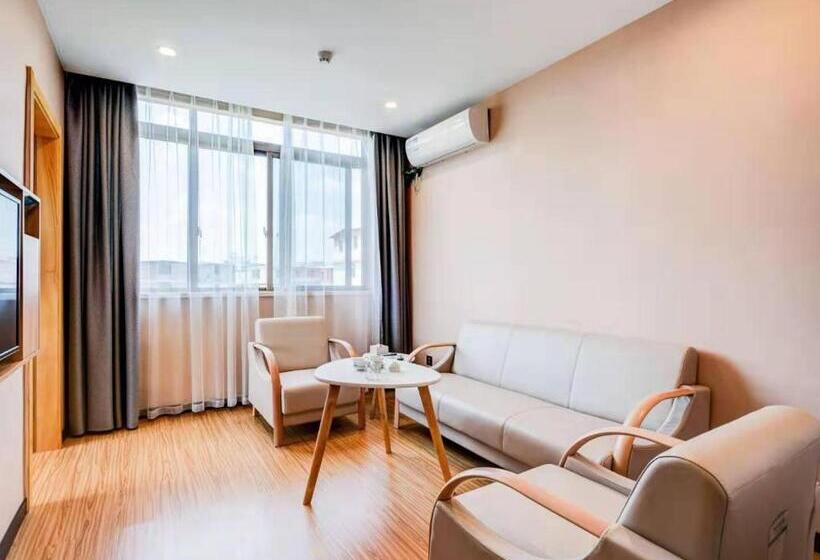 Otel 7days Premium Longyan Liancheng Guanzhi Mountain Scenic Spot Branch