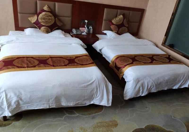 Отель Greentree Alliance Xinjiang Tacheng Yumin County Honghua Road