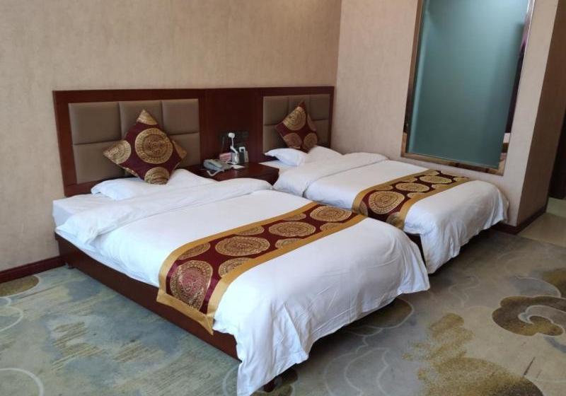 Отель Greentree Alliance Xinjiang Tacheng Yumin County Honghua Road