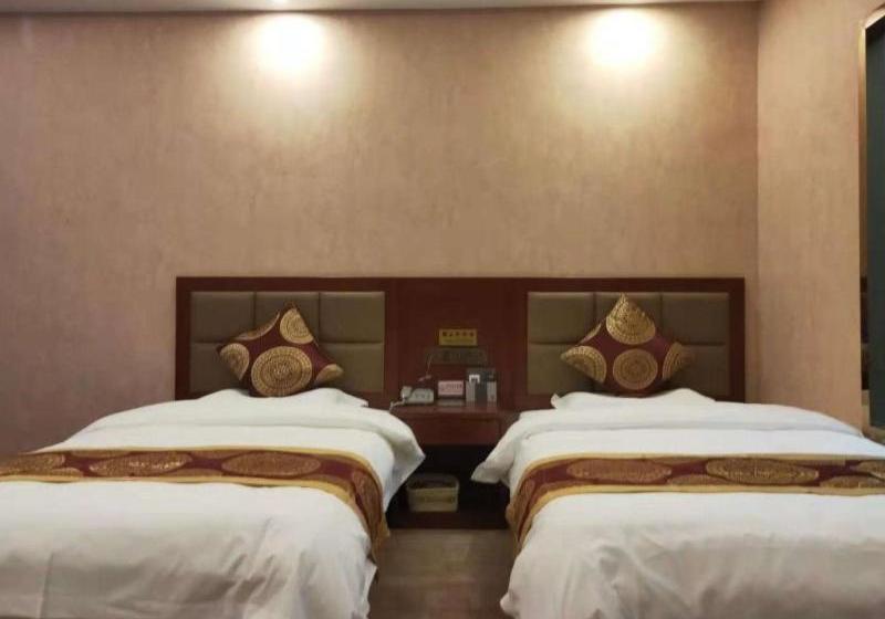 Отель Greentree Alliance Xinjiang Tacheng Yumin County Honghua Road