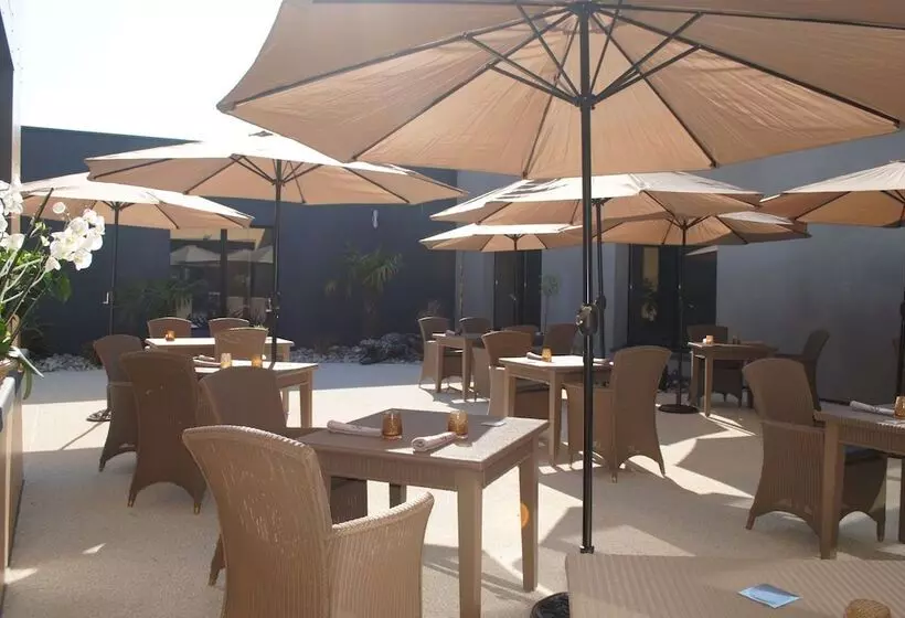 Hotelli Hôtel & Restaurant La Maison Des Blés