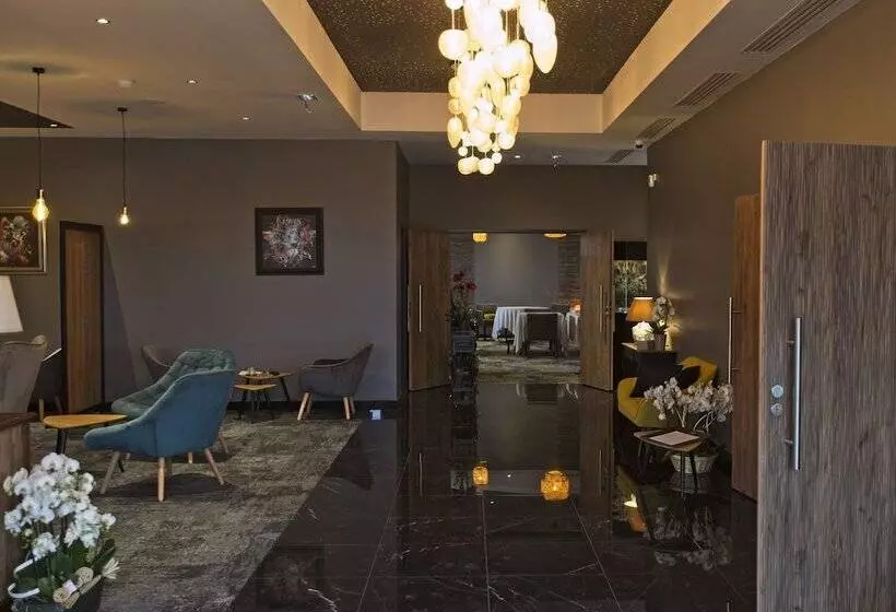 Hotelli Hôtel & Restaurant La Maison Des Blés