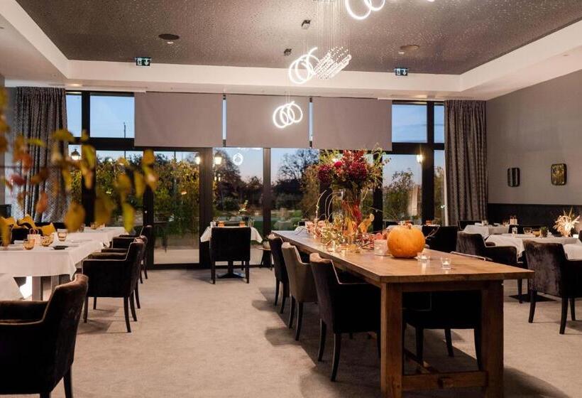 ホテル Hôtel & Restaurant La Maison Des Blés