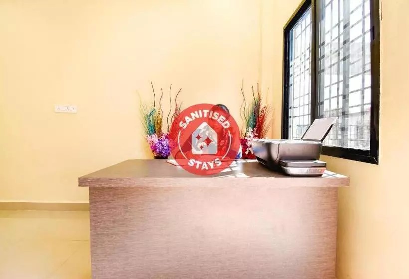 Hotelli Oyo 71301  Karemore Celebration